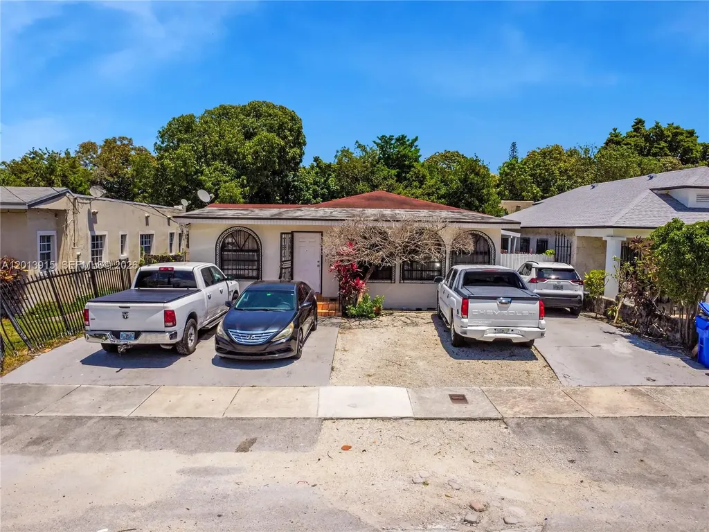 201 NW 25th Avenue Miami FL 33125