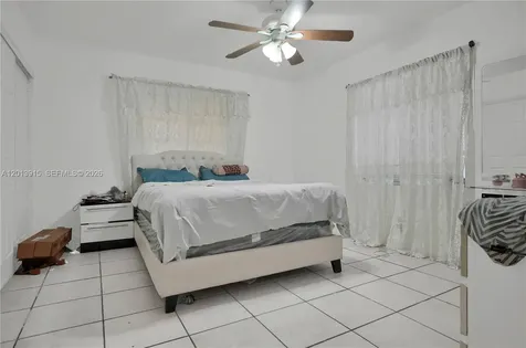 201 NW 25th Avenue Miami FL 33125