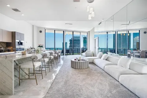 801 S Miami Avenue Miami FL 33130