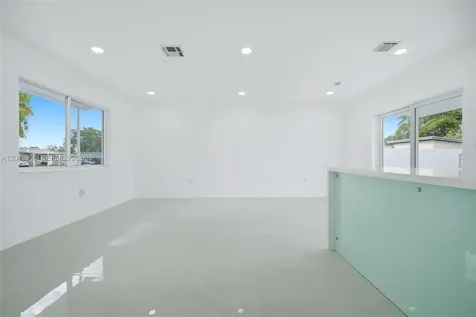 321 N 69th Avenue Hollywood FL 33024