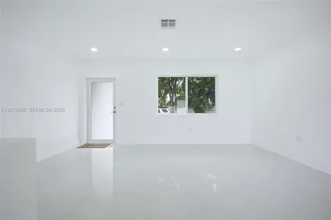 321 N 69th Avenue Hollywood FL 33024