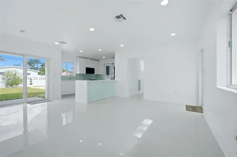 321 N 69th Avenue Hollywood FL 33024