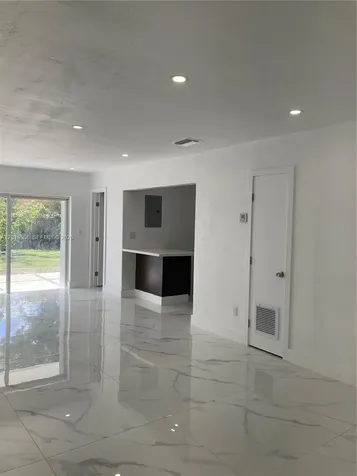18767 SW 100th Avenue Cutler Bay FL 33157
