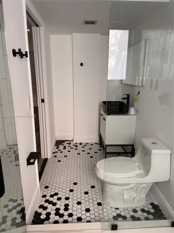 1040 NE 78th Street Road Miami FL 33138