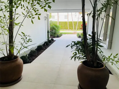 290 Sunrise Drive Key Biscayne FL 33149