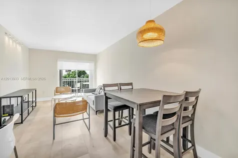 290 Sunrise Drive Key Biscayne FL 33149