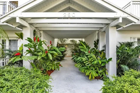 290 Sunrise Drive Key Biscayne FL 33149