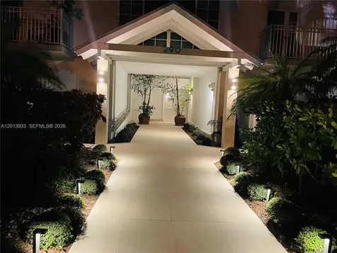290 Sunrise Drive Key Biscayne FL 33149