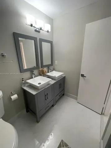 8203 NW 9th Court Plantation FL 33324