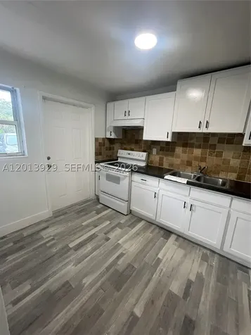 1532 SW 5th Place Fort Lauderdale FL 33312