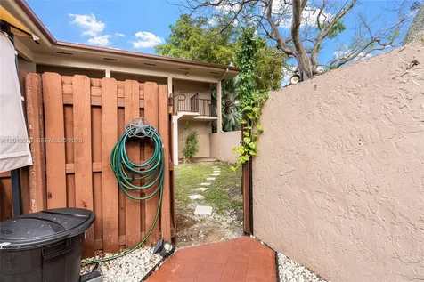 11201 SW 88th Street Miami FL 33176