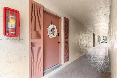 11201 SW 88th Street Miami FL 33176