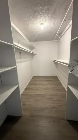 6940 Miami Gardens Drive Hialeah FL 33015