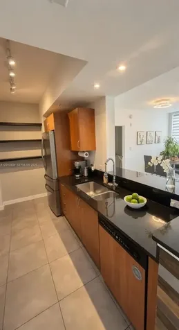 2775 NE 187th Street Aventura FL 33180