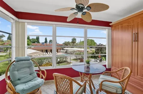 2991 NW 46th Avenue Lauderdale Lakes FL 33313