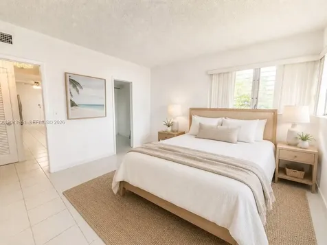 10081 W Bay Harbor Drive Bay Harbor Islands FL 33154