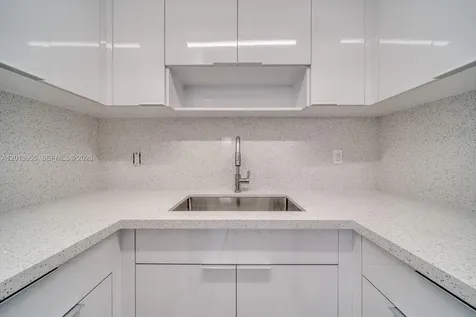 7101 SW 89th Court Miami FL 33173