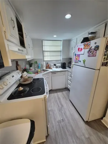 1975 NE 135th Street North Miami FL 33181