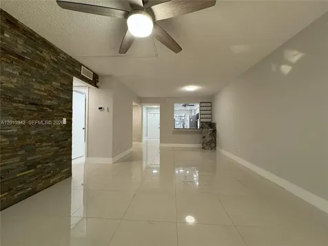 1929 SW 15th Street Deerfield Beach FL 33442