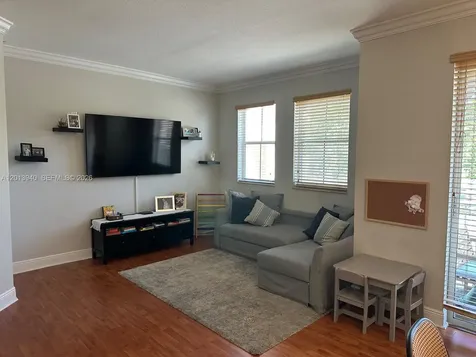 8912 W Flagler Street Miami FL 33174