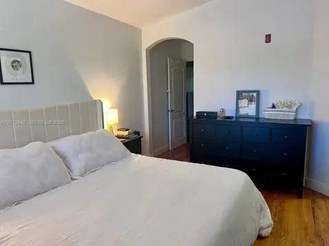 8912 W Flagler Street Miami FL 33174