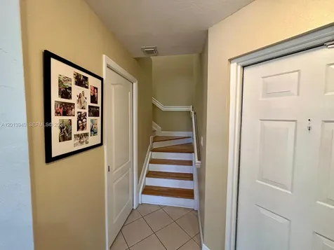 8912 W Flagler Street Miami FL 33174