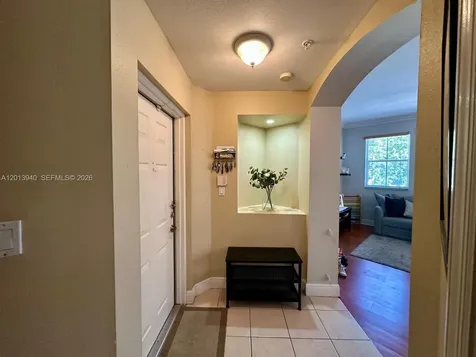 8912 W Flagler Street Miami FL 33174