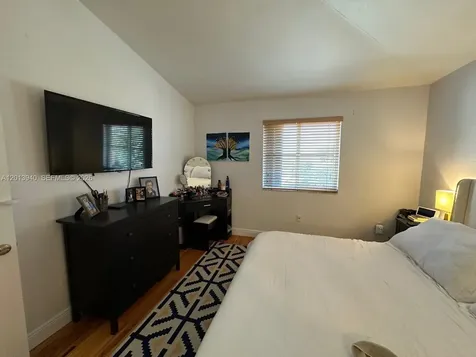 8912 W Flagler Street Miami FL 33174