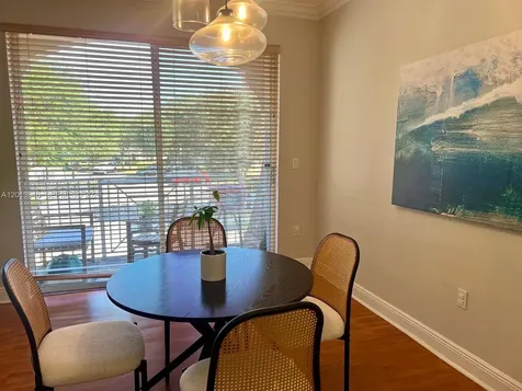 8912 W Flagler Street Miami FL 33174