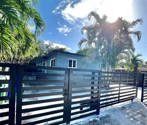 280 NW 55th Street Miami FL 33127