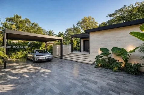 3522 William Avenue Miami FL 33133