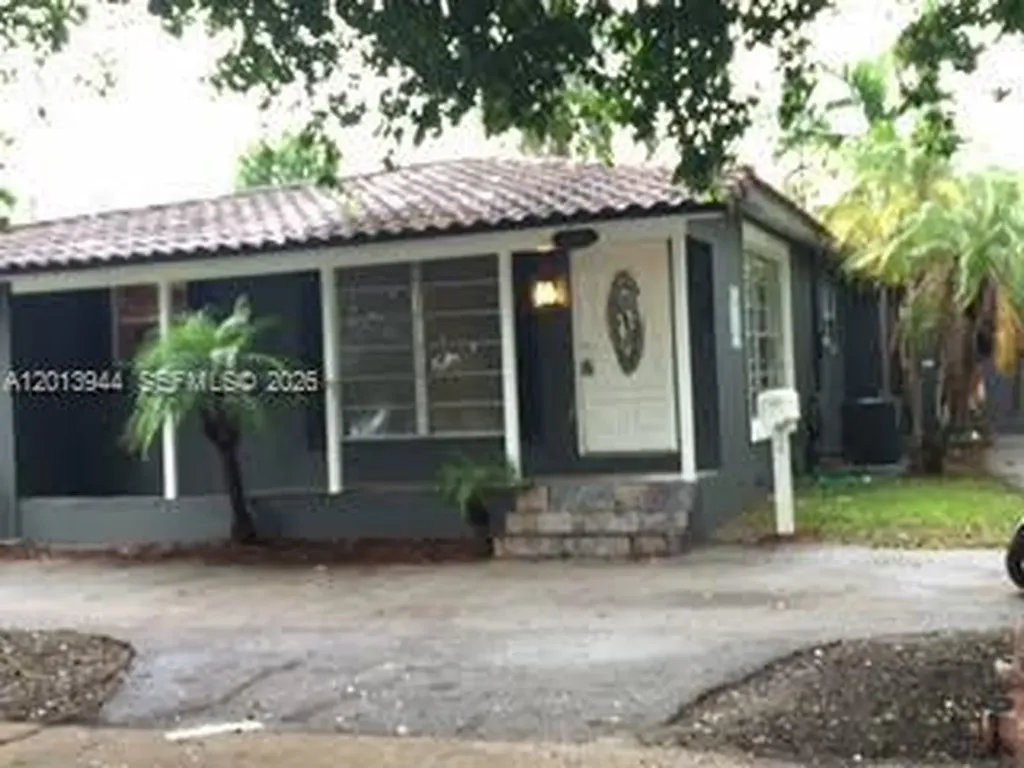 335 NE 114th Street Miami FL 33161