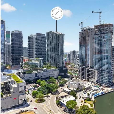 88 SW 7th Street Miami FL 33130