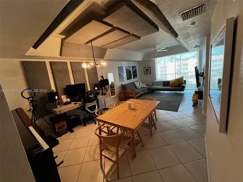 10710 NW 66th Street Doral FL 33178