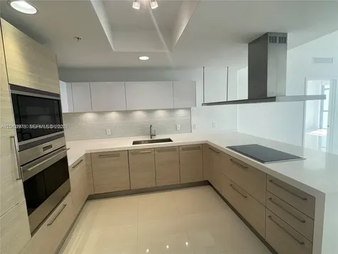 North Miami Beach FL 33160