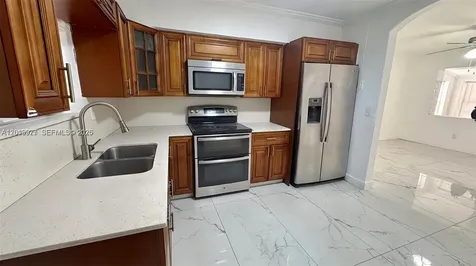 2731 NW 100th Street Miami FL 33147