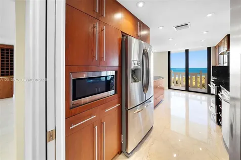 1121 Crandon Boulevard Key Biscayne FL 33149