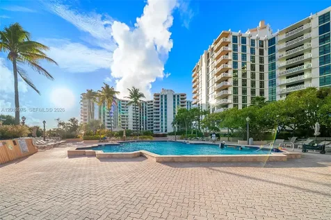 1121 Crandon Boulevard Key Biscayne FL 33149