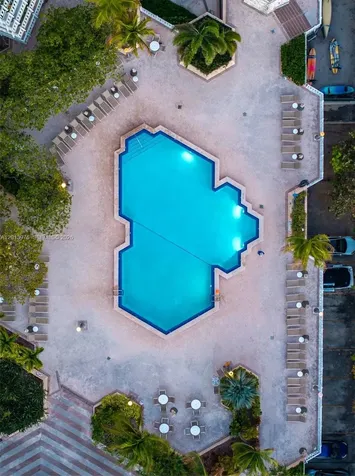 1121 Crandon Boulevard Key Biscayne FL 33149