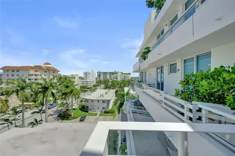 1170 101st Street Bay Harbor Islands FL 33154