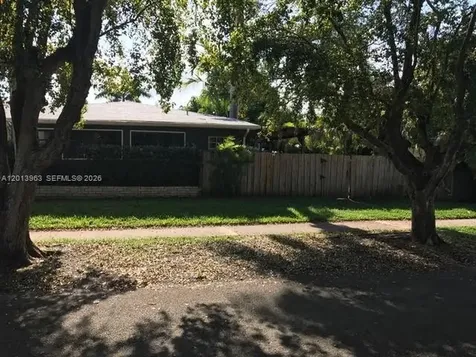 11400 NE 4 Avenue Miami FL 33161