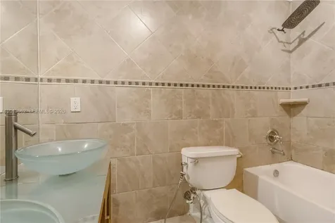 15385 S Dixie Highway 4 Highway Palmetto Bay FL 33157