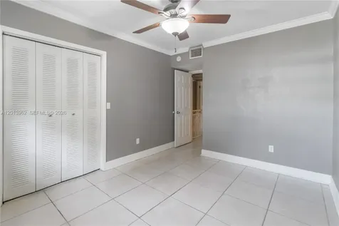 15385 S Dixie Highway 4 Highway Palmetto Bay FL 33157