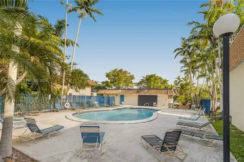 15385 S Dixie Highway 4 Highway Palmetto Bay FL 33157