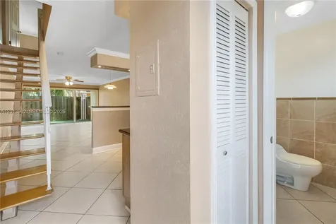 15385 S Dixie Highway 4 Highway Palmetto Bay FL 33157