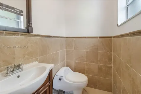 15385 S Dixie Highway 4 Highway Palmetto Bay FL 33157