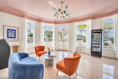 7643 Harding Avenue Miami Beach FL 33141