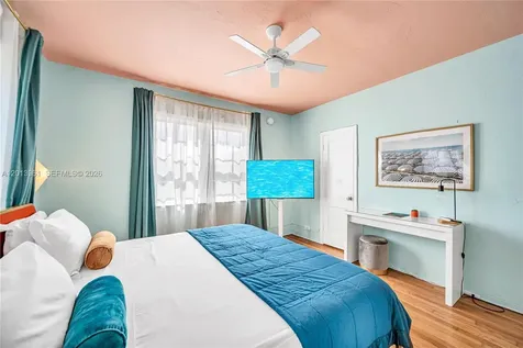 7643 Harding Avenue Miami Beach FL 33141