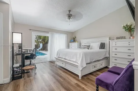 4125 NW 96th Terrace Sunrise FL 33351