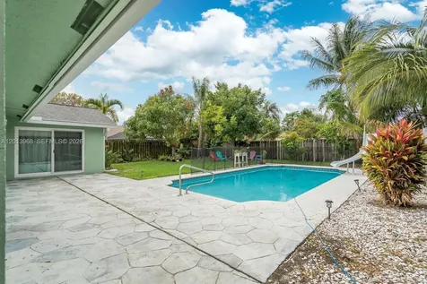 4125 NW 96th Terrace Sunrise FL 33351